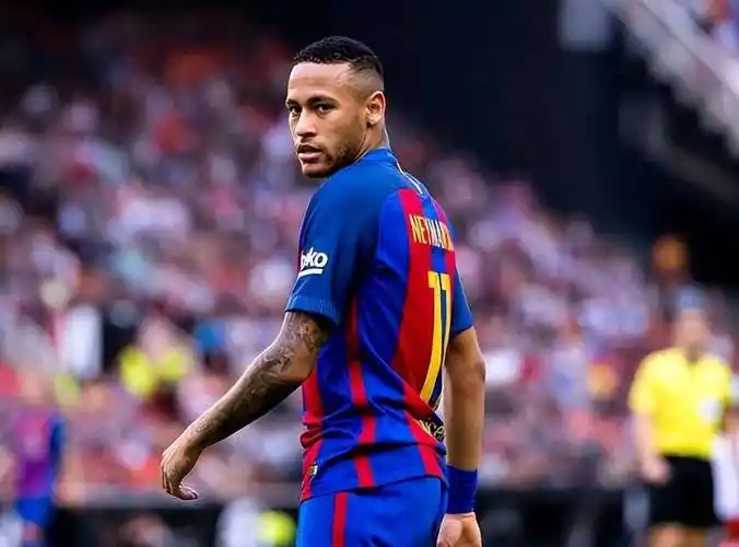 个足球世界 个足球世界